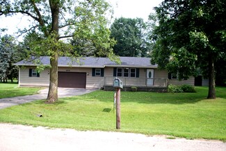 4937 N Wendorf Rd, Monroe Center, IL 61052