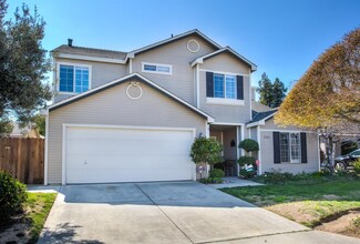4645 W Bellaire Way, Fresno, CA 93722