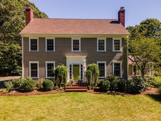 413 Smith Neck Rd, South Dartmouth, MA 02748