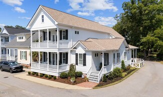 95 Oglethorpe Ave, Clayton, NC 27527