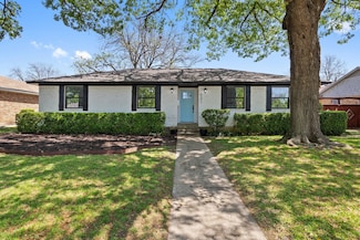 8322 Hunnicut Rd, Dallas, TX 75228