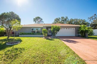 2755 Poppyseed Ct, Clearwater, FL 33761