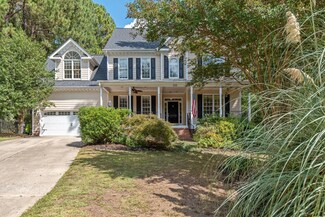 205 Glenshire Ct, Apex, NC 27502