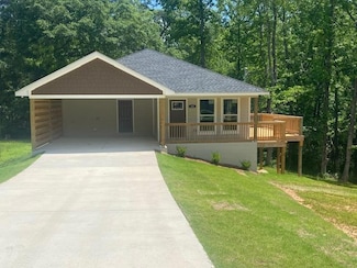 362 Williams St, Hamilton, GA 31811