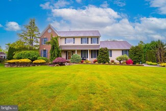 3 Deerfield Trail, Monmouth Junction, NJ 08852