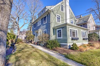 150 Everett Ave, Providence, RI 02906