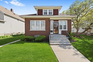 2423 Orchard St, Blue Island, IL 60406