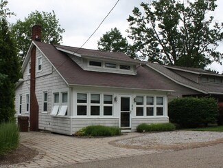 65 Bungalow Bay Blvd, Chippewa Lake, OH 44215