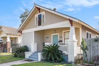 4419 Avenue Q 1 2, Galveston, TX 77550