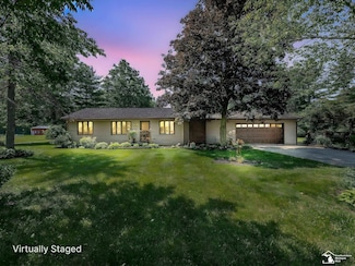 2225 Steiner Rd, Monroe, MI 48162