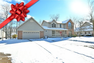 128 Beechwood Dr, Cortland, OH 44410