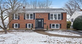 26 Running Brook Rd, West Roxbury, MA 02132