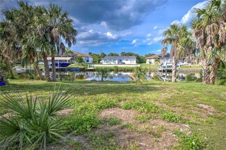 18546 Ashcroft Cir, Port Charlotte, FL 33948
