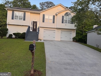 2880 Field Spring Dr, Lithonia, GA 30058