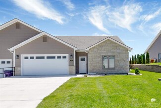 4115 Scenic Crossing, Manhattan, KS 66503