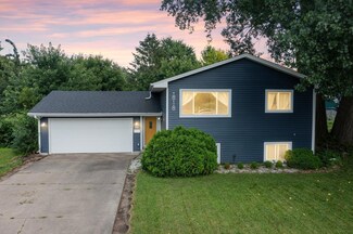 818 Washburn Ave N, Minneapolis, MN 55411