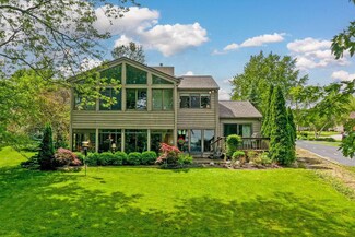 1915 Chickasaw Dr, London, OH 43140