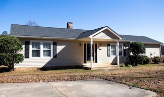 905 Pace Bridge Rd, Easley, SC 29640