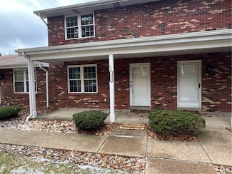 2902 Darlington Rd Unit 1002, Beaver Falls, PA 15010