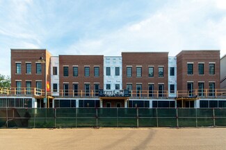 225 Burlington Ave Unit 5, Clarendon Hills, IL 60514
