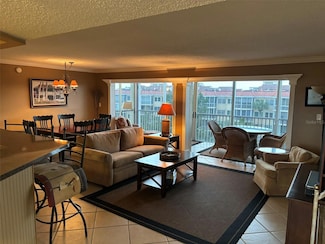 1325 S Portofino Dr Unit 309, Sarasota, FL 34242
