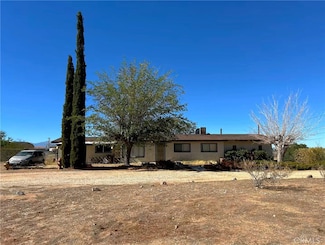 9632 Juniper St, Apple Valley, CA 92308