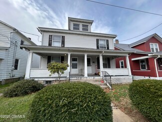 208 N Broad St, Selinsgrove, PA 17870