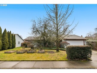 968 NE Lovell St, Hillsboro, OR 97124