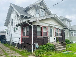 908 Mckinley Ave, Toledo, OH 43605