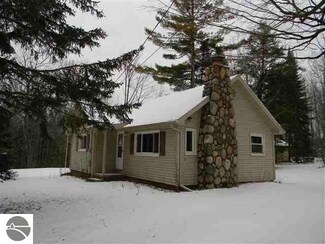 2220 Bass Lake Rd, Lupton, MI 48635