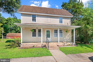 103 Howard St, Hebron, MD 21830