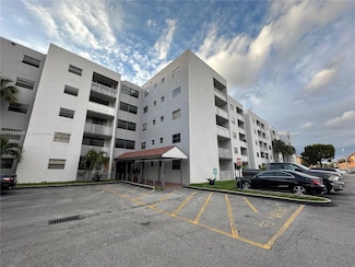 8185 NW 7th St Unit 418, Miami, FL 33126