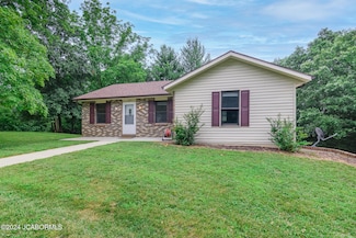 1609 Oak View Dr, Holts Summit, MO 65043