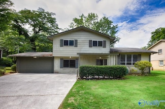 5016 Lori Cir NW, Huntsville, AL 35810
