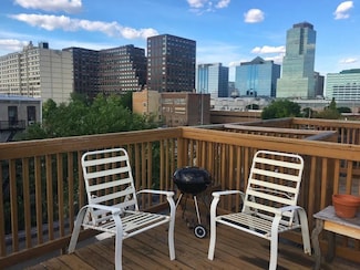 204 6th St Unit 4L, Jersey City, NJ 07302