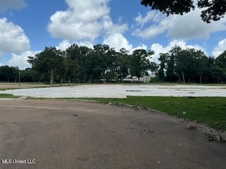 129 Jefferson Davis Blvd, Natchez, MS 39120