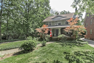 1539 Compton Rd, Cleveland, OH 44118