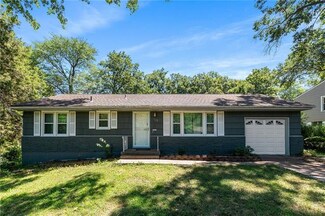 7729 N McGee St, Kansas City, MO 64118