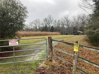 172 Morning Glory Ln, Bear Creek, NC 27207