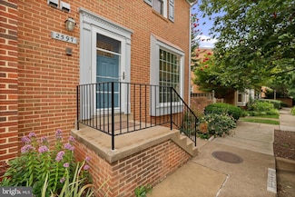 2597 Nicky Ln, Alexandria, VA 22311