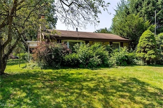 6677 Morningview Dr, Andover, OH 44003