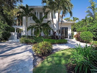 501 2nd Ave N, Naples, FL 34102