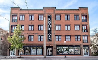 709 N 4th St Unit 303, Wilmington, NC 28401