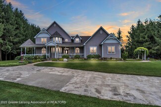 9875 King Rd, Spring Arbor, MI 49283