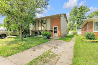 4408 Campbell St, Dearborn Heights, MI 48125