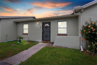 30 Lago Mesa Way, Kissimmee, FL 34743