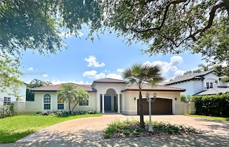16211 NW 84th Ct, Hialeah, FL 33016