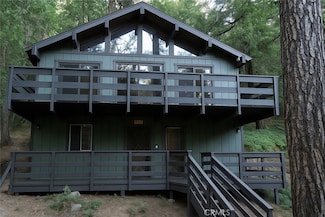 828 Fern Dr, Crestline, CA 92325