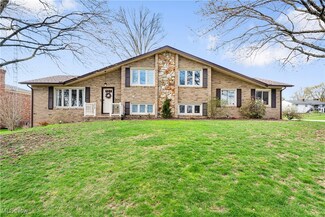 1715 Cedar Knoll Ave NW, Massillon, OH 44646