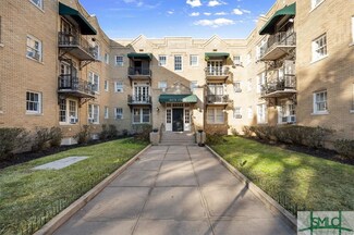 210 E State St Unit 35, Savannah, GA 31401